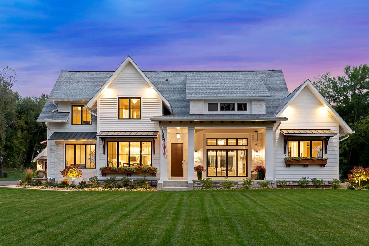 Plan image - 14662RK:Modern Farmhouse Plan Rich with Features - 2886 Sq Ft