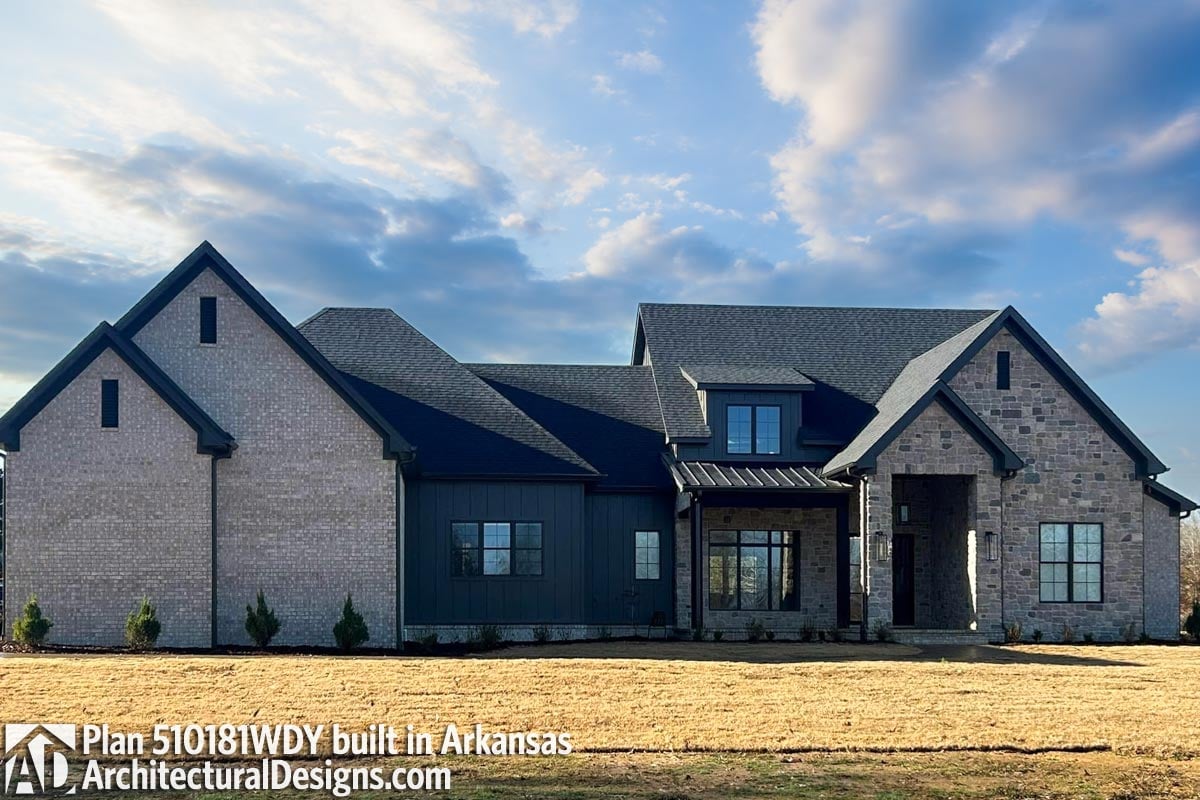 build gallery item - House Plan 510181WDY Comes to Life in Arkansas