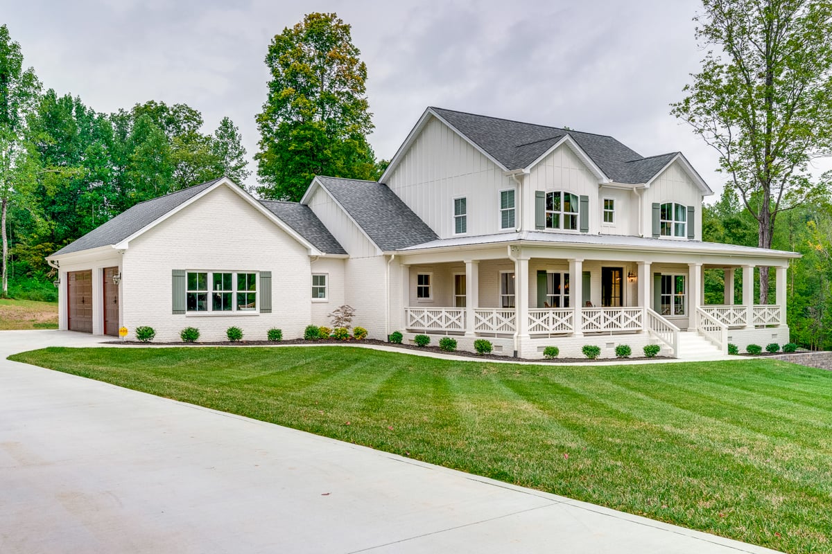Plan image - 52269WM:Expanded Farmhouse Plan with 3 or 4 Beds - 2796 Sq Ft