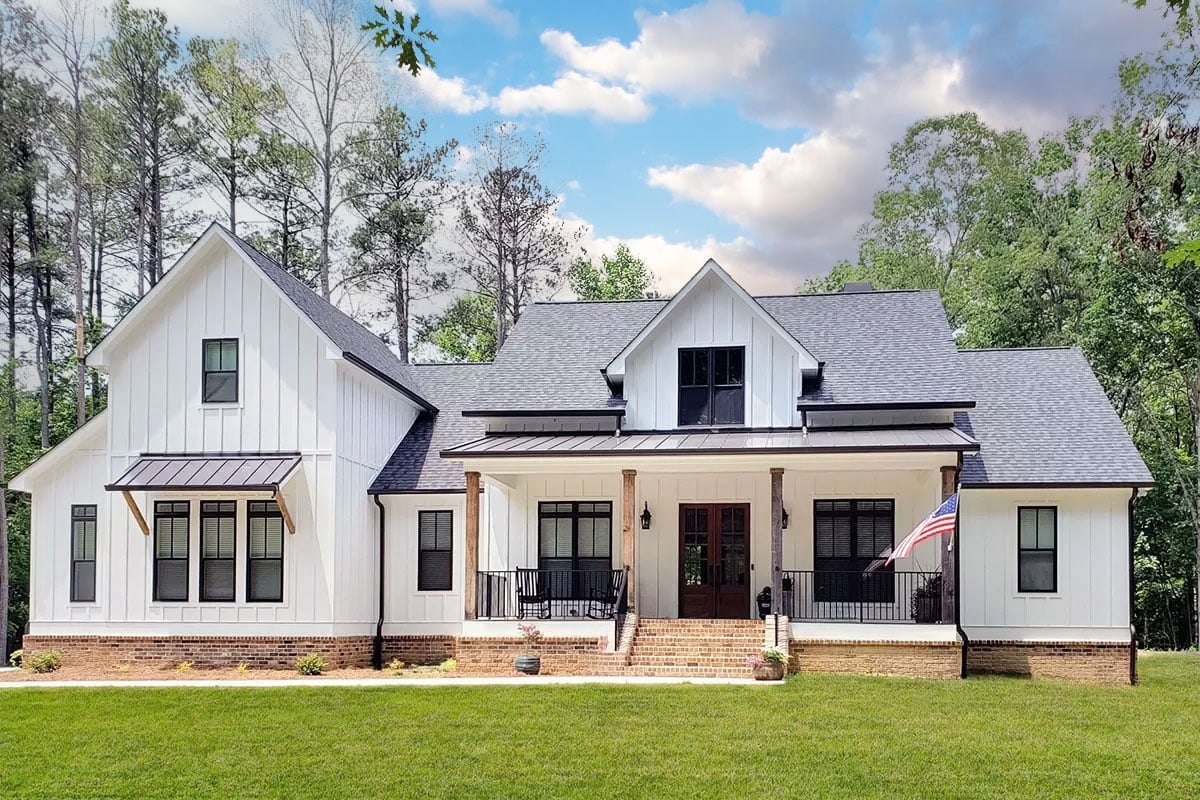 Plan image - 51773HZ:4-Bed Modern Farmhouse with Bonus Over Garage - 2742 Sq Ft